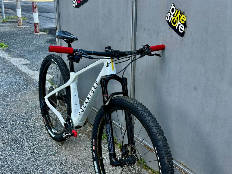 ROCKRIDER RACE 900 Custom 2024 2024 Mountainbike d'occasion — image 3 sur 4