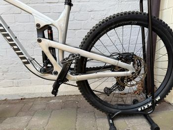 Used Sonstige Custom Shimano SLX 2024 Mountainbike, Light Gray — image 4 of 7