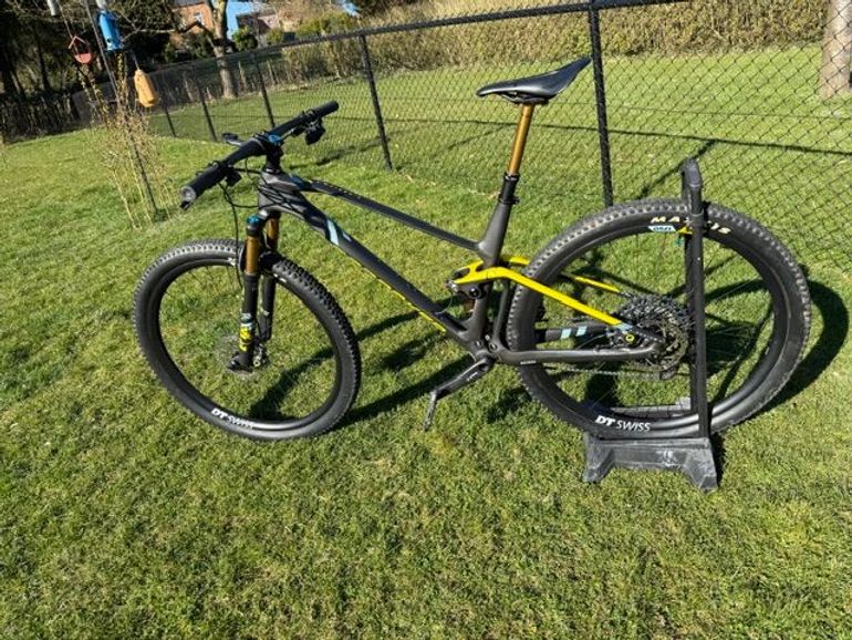 Used Mondraker F-Podium Carbon R 2021 2021 Mountainbike, Black — image 2 of 5