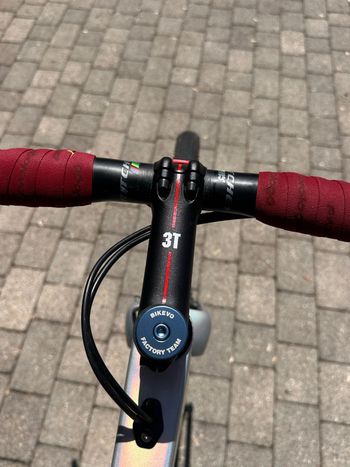 3T Exploro Ultra 2022 Custom Paint 2022 Road & Gravel d'occasion — image 12 sur 23