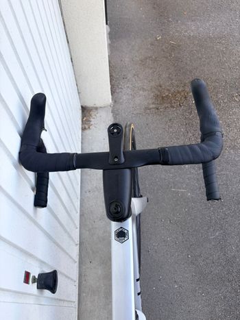 Used Cannondale Super Six Disc Carbon 2022 Road & Gravel, Light Gray — image 5 of 5
