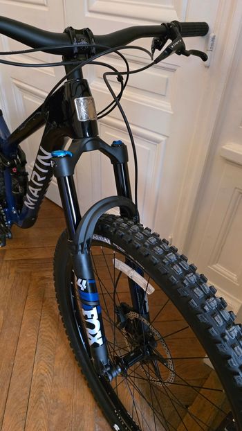 Used Marin Rift Zone Carbon 2 2025 Mountainbike, Blue — image 2 of 8