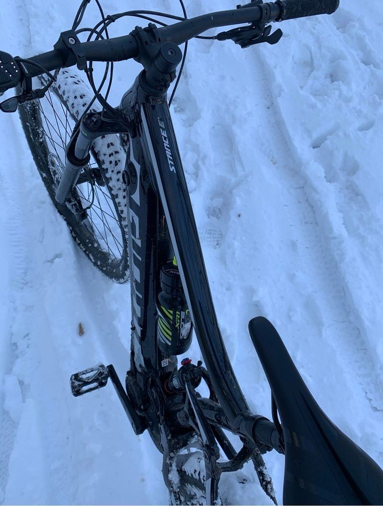 Käytetty Giant Stance E+ 1 Electric Bike 2020 2020 Mountainbike — kuva 7 / 7