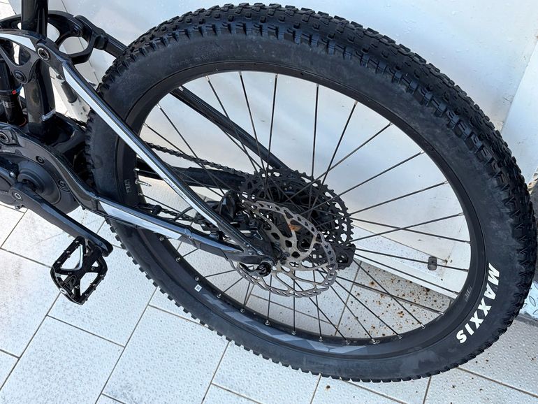 Käytetty Giant Stance E+ 1 Electric Bike 2020 2020 Mountainbike — kuva 4 / 7
