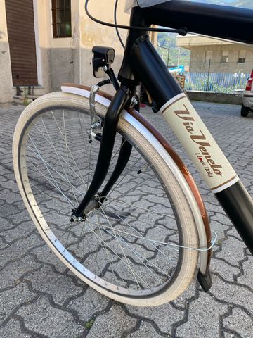 Used Via Veneto Custom Urban, Black — image 4 of 4