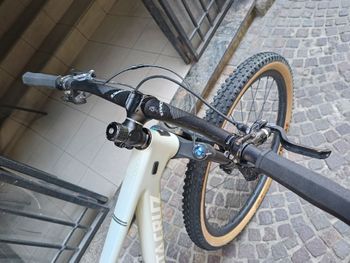 Used Santa Cruz Highball SRAM X01 Eagle AXS 2019 Mountainbike, White — image 5 of 8