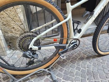 Used Santa Cruz Highball SRAM X01 Eagle AXS 2019 Mountainbike, White — image 3 of 8