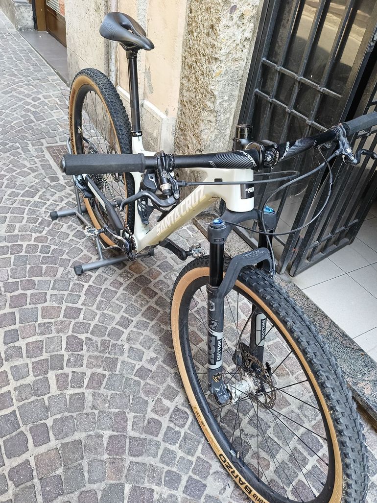 Used Santa Cruz Highball SRAM X01 Eagle AXS 2019 Mountainbike, White — image 2 of 8