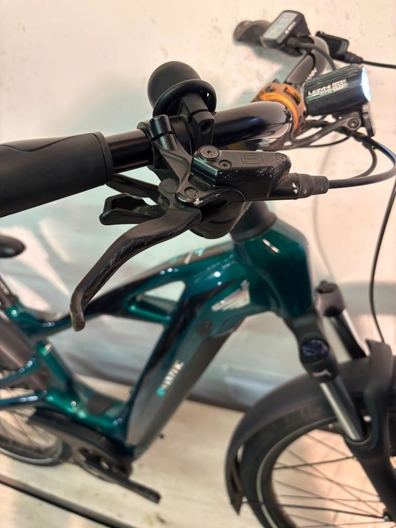 Used Bianchi e-Vertic T-Type DEORE 2023 2023 Urban, Green — image 10 of 15