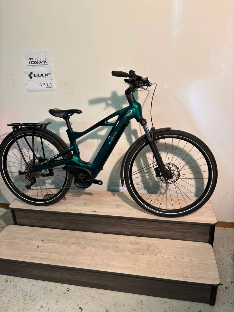 Used Bianchi e-Vertic T-Type DEORE 2023 2023 Urban, Green — image 11 of 15