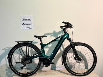 Used Bianchi e-Vertic T-Type DEORE 2023 2023 Urban & Touring
