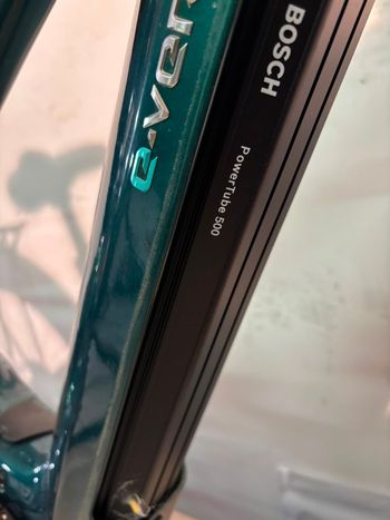 Used Bianchi e-Vertic T-Type DEORE 2023 2023 Urban, Green — image 12 of 15