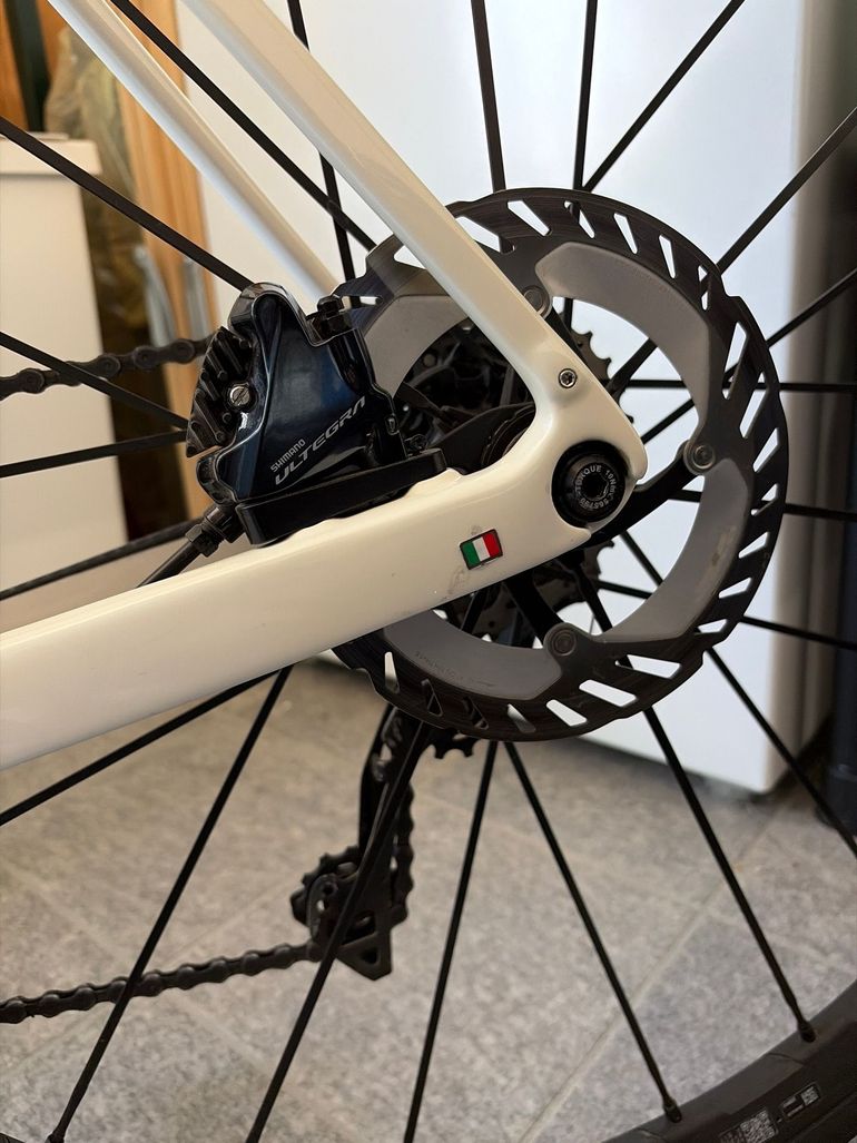 Used Trek Domane SL 6 2020 2020 Road & Gravel, White — image 10 of 11