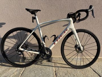 Tweedehands Trek Domane Shimano Ultegra 2023 Road & Gravel — afbeelding 2 van 11