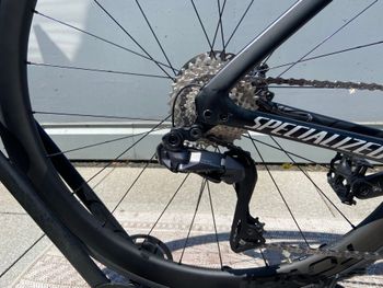 Used Specialized Tarmac SL7 Expert 2022 2022 Road & Gravel, Red — image 4 of 19