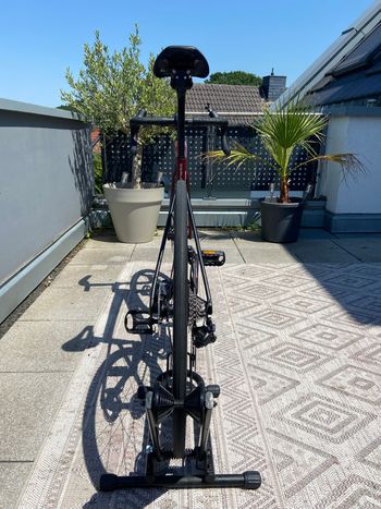 Used Specialized Tarmac SL7 Expert 2022 2022 Road & Gravel, Red — image 7 of 19