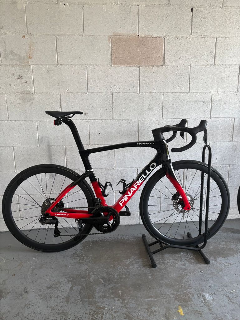 Used Pinarello F7 ULTEGRA Di2 2025 2025 Road & Gravel, Black — image 1 of 7