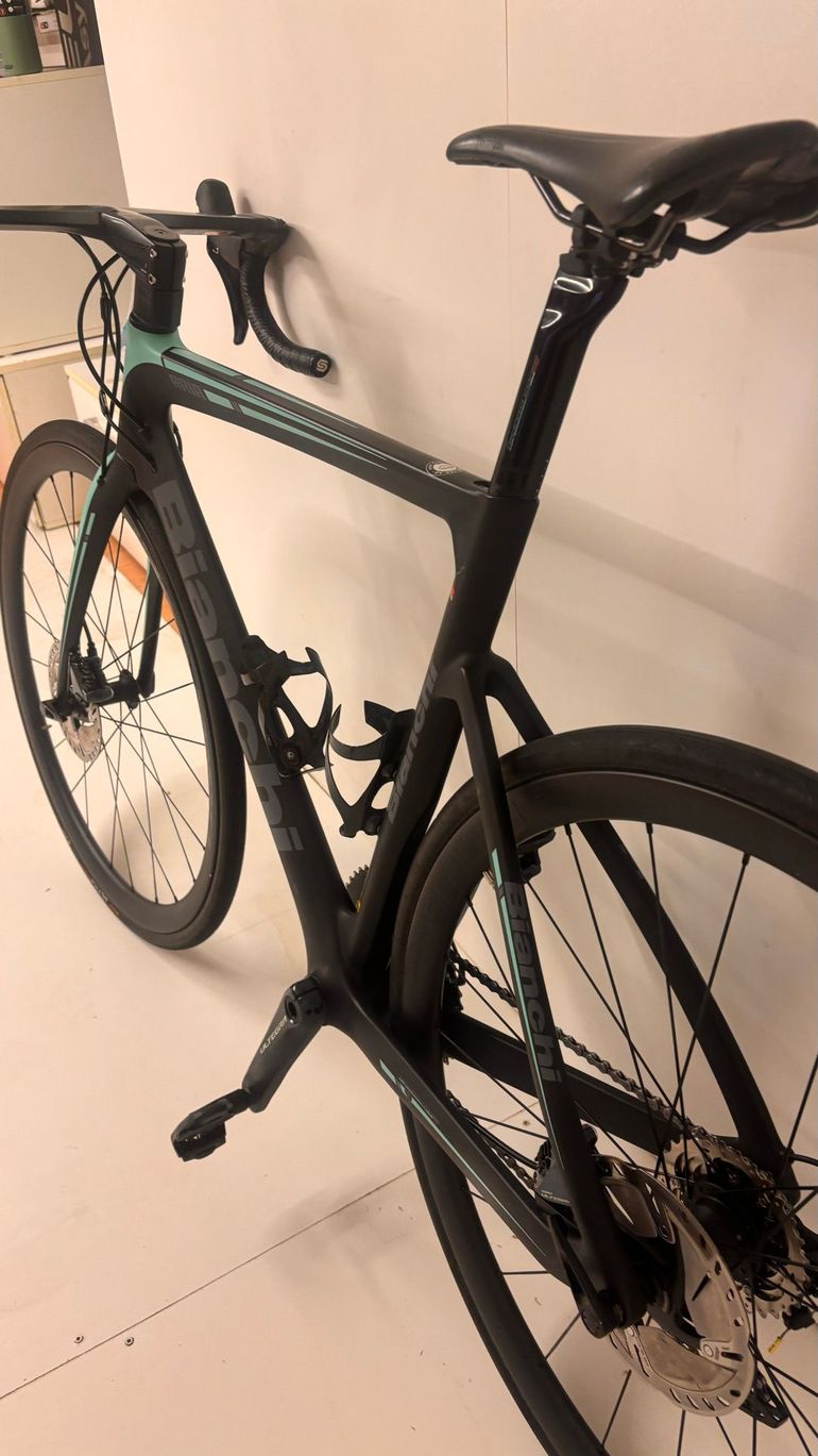 Gebrauchtes Bianchi Aria Disc Ultegra 2018 2018 Road & Gravel, Schwarz — Bild 9 von 12