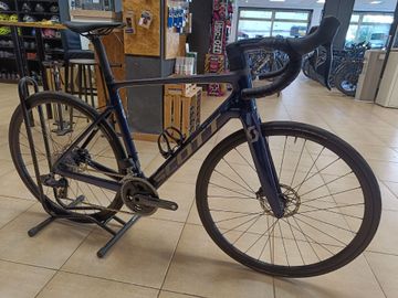 Scott Addict eRIDE 20 2022 2022 Road & Gravel usato