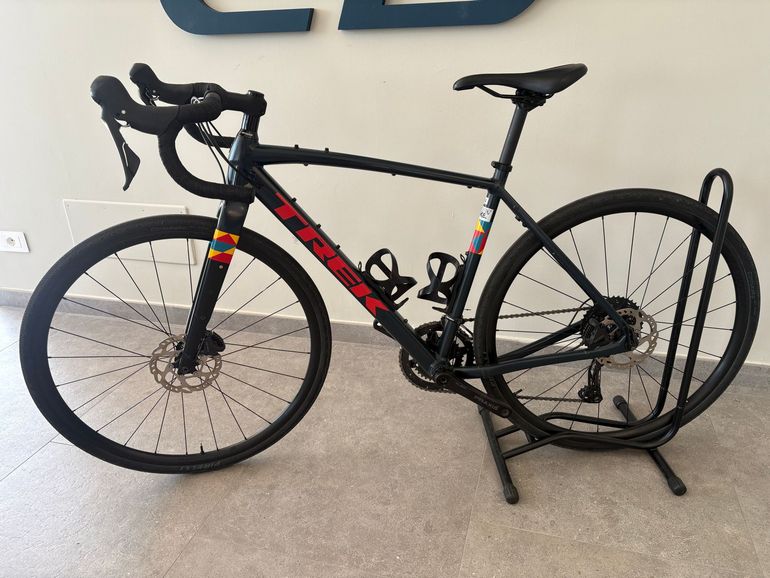 Used Trek Checkpoint ALR 5 2022 2022 Road & Gravel, Blue — image 2 of 5