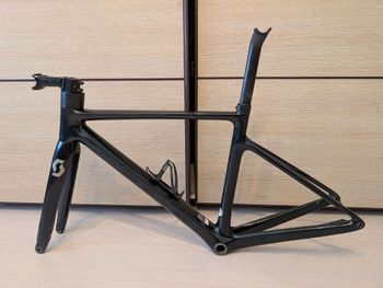 Used Scott Addict RC 20 2020 Frameset 2020 Road & Gravel, Green — image 2 of 22