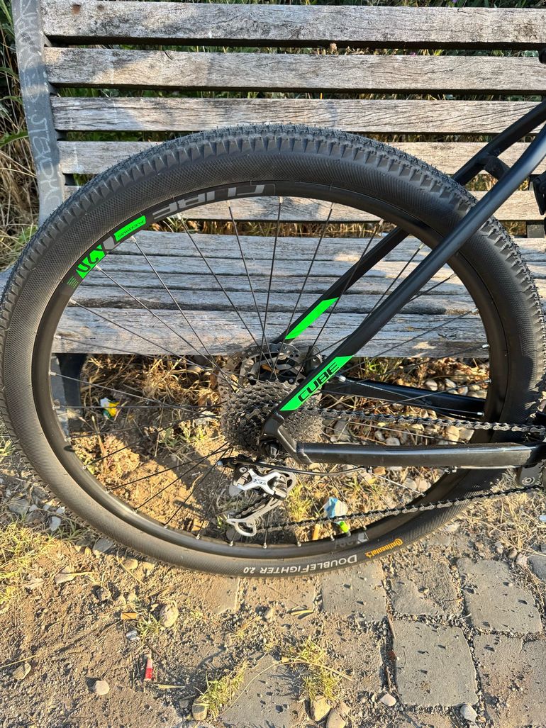 Used CUBE ANALOG 2019 2019 Mountainbike, Black, 27.5, 29 — image 4 of 6
