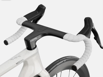 Käytetty Canyon Aeroad CFR AXS 2026 2026 Road & Gravel — kuva 2 / 7