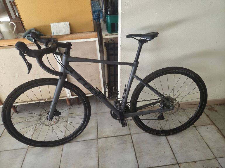 Used CUBE NUROAD RACE 2024 2024 Road & Gravel, Light Gray — image 4 of 8