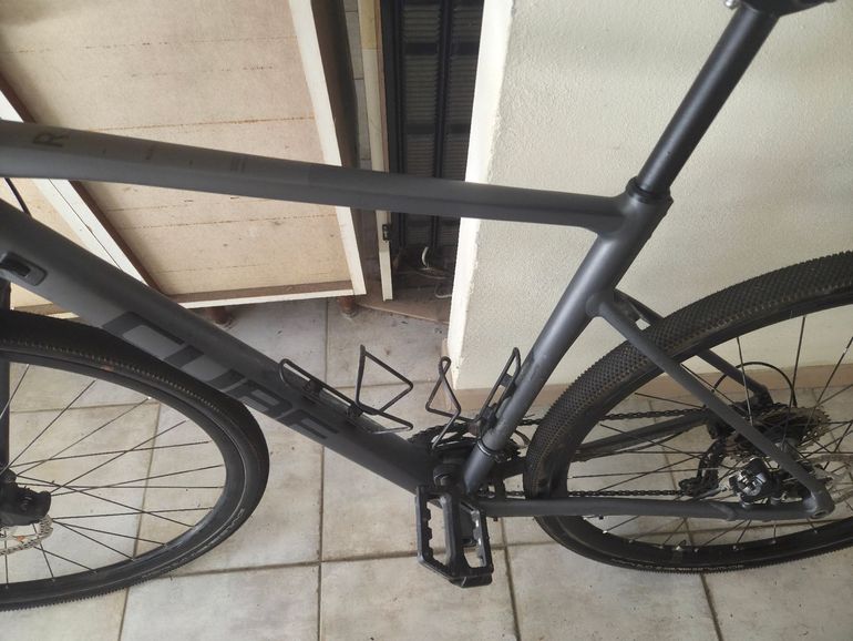 Used CUBE NUROAD RACE 2024 2024 Road & Gravel, Light Gray — image 7 of 8