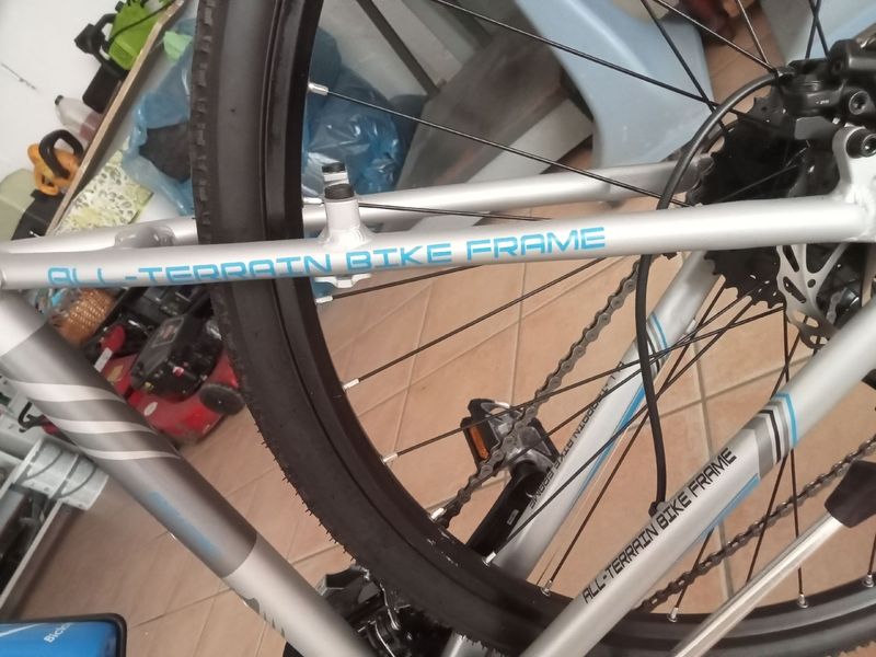 Used Romeo Custom Shimano Alivio 2026 Mountainbike, Light Gray — image 7 of 8