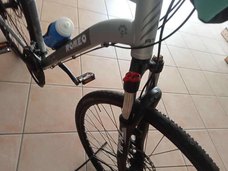 Used Romeo Custom Shimano Alivio 2026 Mountainbike, Light Gray — image 4 of 8