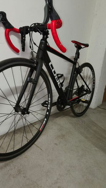 Used CUBE ATTAIN 2019 2019 Road & Gravel, Black — image 3 of 6
