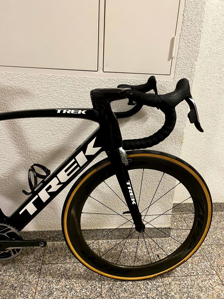 Used Trek Madone RSL Project One H1 2018 Road & Gravel, Black — image 4 of 12