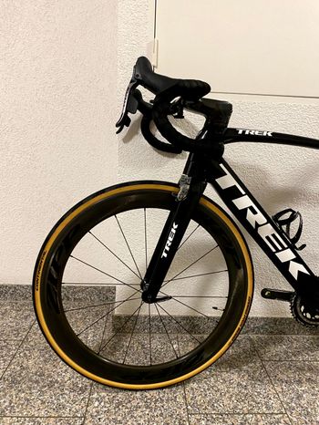 Used Trek Madone RSL Project One H1 2018 Road & Gravel, Black — image 7 of 12