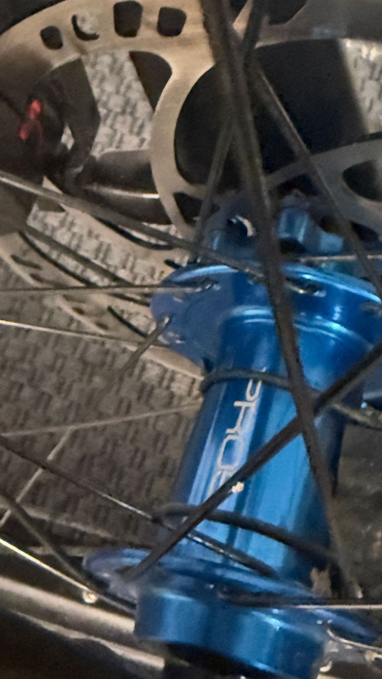 Gebrauchtes Mawis Custom Pinion Smartshift Titan Monstergravel Bikepacking 2025 Mountainbike, Hellgrau — Bild 3 von 13