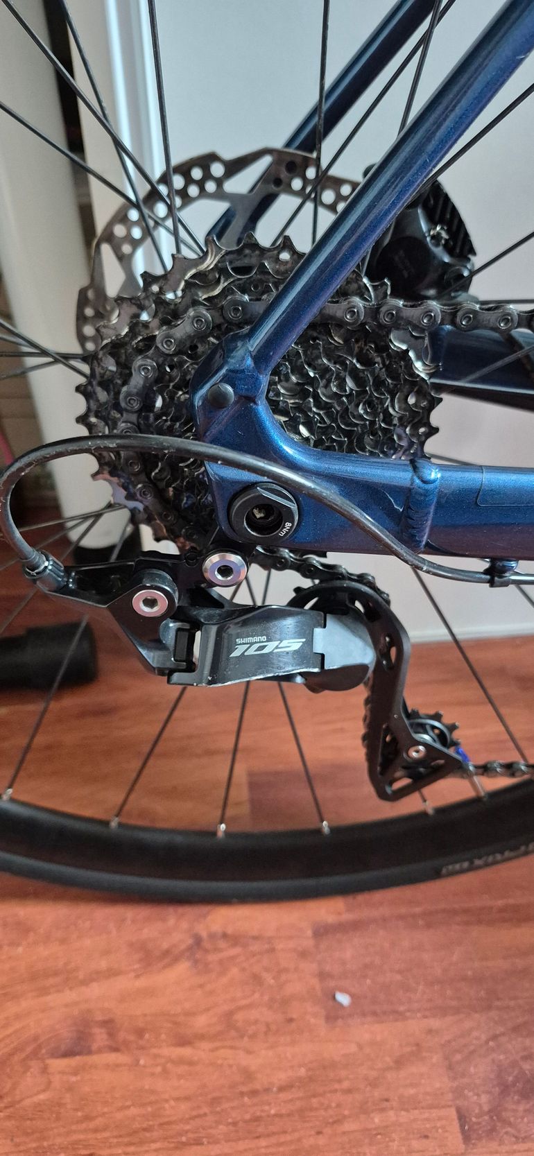 Orbea AVANT H30 2024 2024 Road & Gravel usato, Blu — immagine 5 di 8