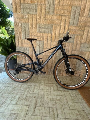 Used Scott Spark RC Comp 2024 2024 Mountainbike, Blue — image 9 of 10