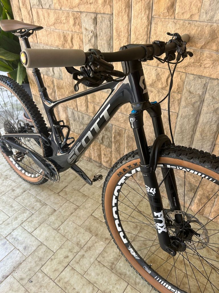 Used Scott Spark RC Comp 2024 2024 Mountainbike, Blue — image 5 of 10