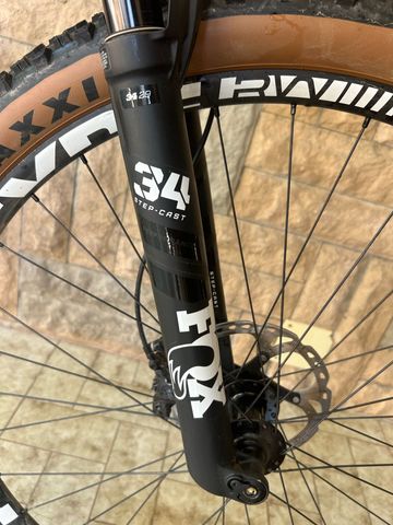 Used Scott Spark RC Comp 2024 2024 Mountainbike, Blue — image 3 of 10