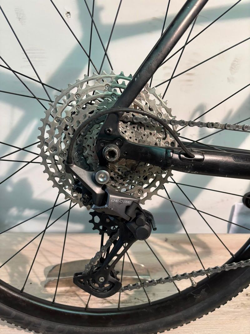 Used Bianchi Impulso E-allroad 2022 Urban, Black — image 9 of 10