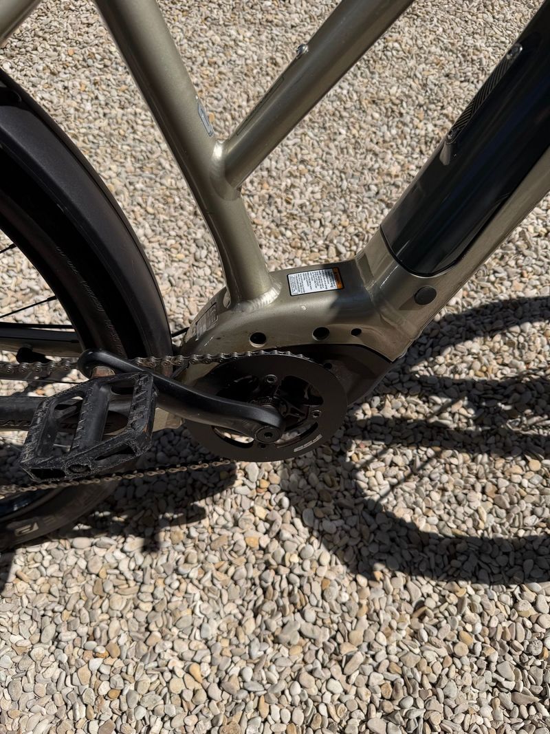 Used Cannondale Custom Shimano Alivio 2022 Mountainbike, Light Gray — image 6 of 16