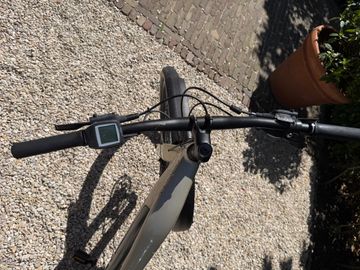 Used Cannondale Custom Shimano Alivio 2022 Mountainbike, Light Gray — image 15 of 16