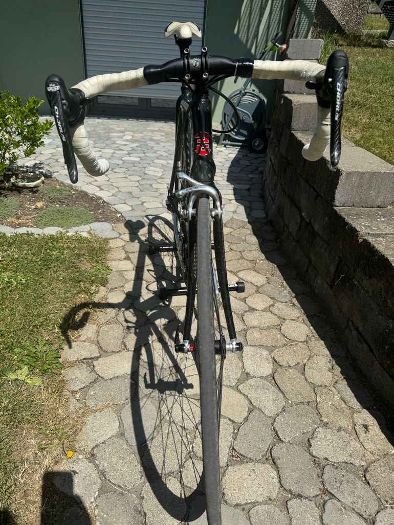 Used Fokus Custom Campagnolo Chorus 2010 Road & Gravel, Black — image 6 of 9