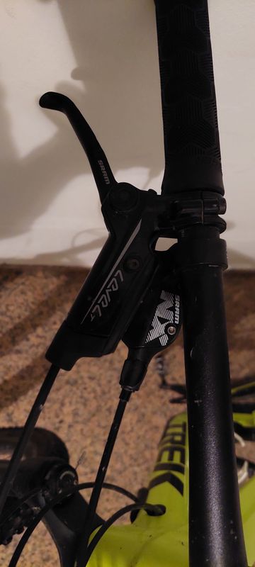 Trek Top Fuel 8 2020 2020 Mountainbike usato, Verde — immagine 6 di 6