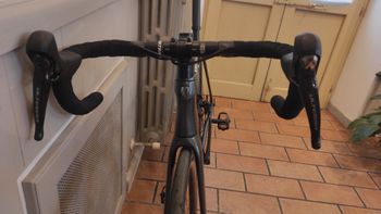 Used Trek Émonda SL 6 Disc Pro 2022 2022 Road & Gravel, Light Gray — image 11 of 14