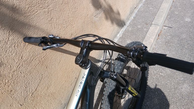 Used Scott Spark 900 2020 2020 Mountainbike, Green, 29 — image 10 of 10
