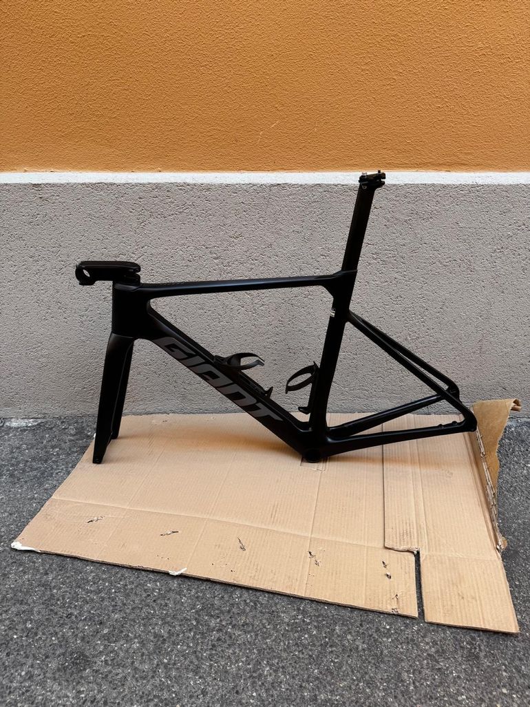 Gebrauchtes Giant Propel Advanced Pro Frameset 2024 Frameset 2024 Road & Gravel, Schwarz — Bild 14 von 15
