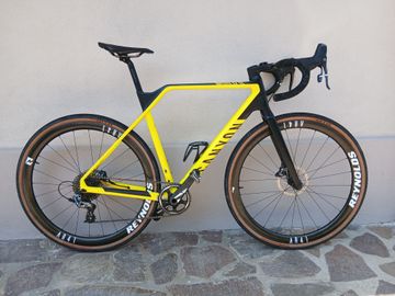 Gebrauchtes Canyon Inflite CF SL 8 2020 2020 Road & Gravel