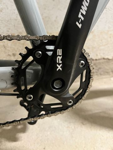 Used RPM Custom Tektro 2025 Mountainbike, Light Gray — image 4 of 5