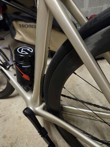 Tweedehands Adris Custom Shimano Ultegra Di2 2023 Road & Gravel — afbeelding 9 van 13